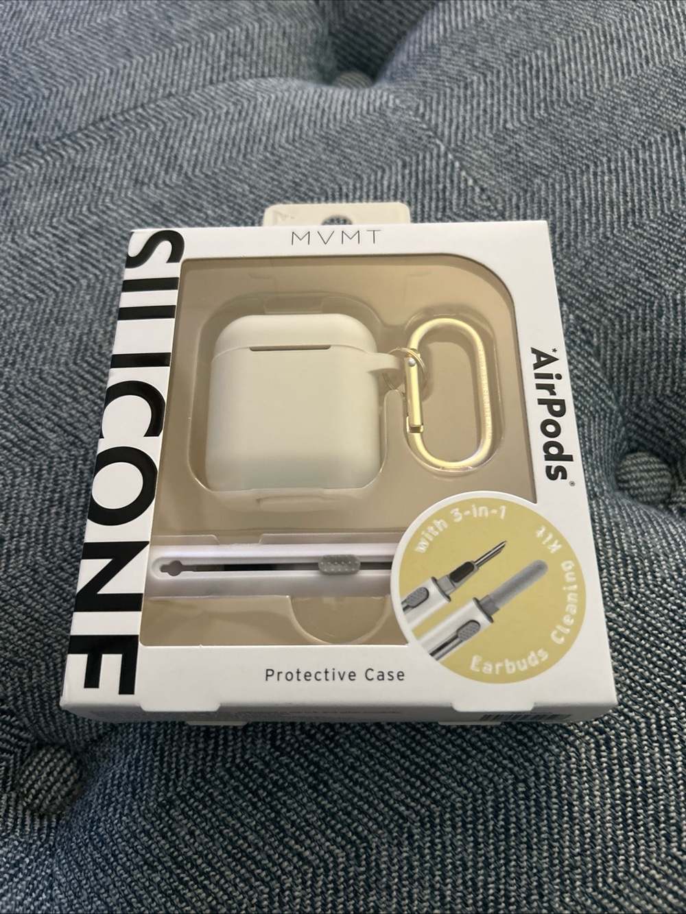 MVMT AirPods 1&2 Gen Protective Case / 3 In 1 Ear Buds Cleaning Kit Silicone NIB